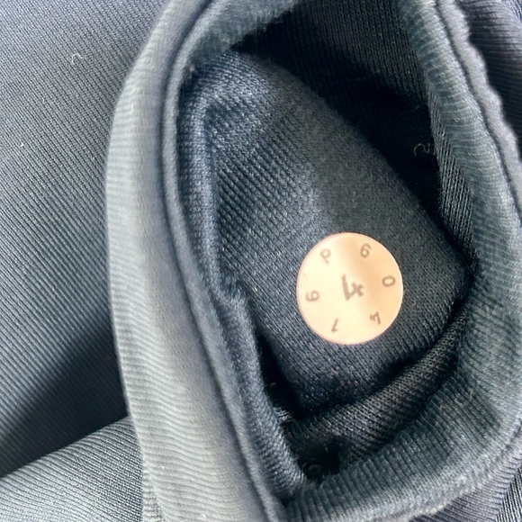 Lululemon All the Right Places Cropped Legging Dark Blue Size 4 - Picture 6 of 7